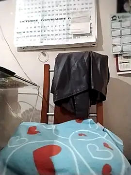 OliviaMorris1 online show from November 3, 2025, 2:42 pm