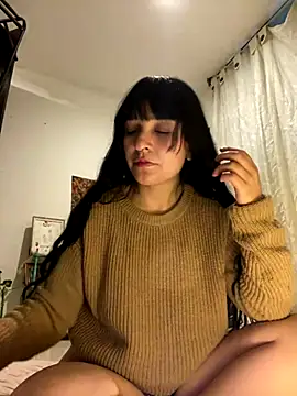 Abril thompson98 online show from November 27, 2025, 3:18 am