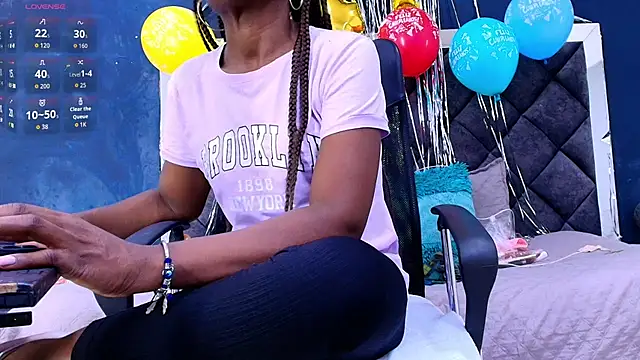 Snapshot of ebony__jheim chatting on July 8, 2026, 1:56 pm ebony jheim online show from July 8, 2026, 1:56 pm