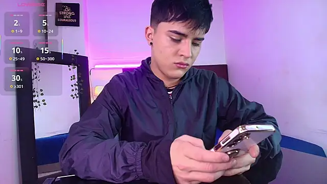 Lucass love online show from October 7, 2025, 1:23 pm