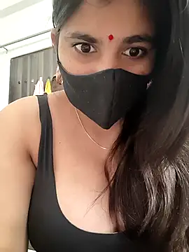 MISS RIYA14 online show from November 11, 2025, 4:29 am