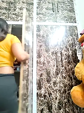 MISS RIYA14 online show from October 31, 2025, 11:07 am