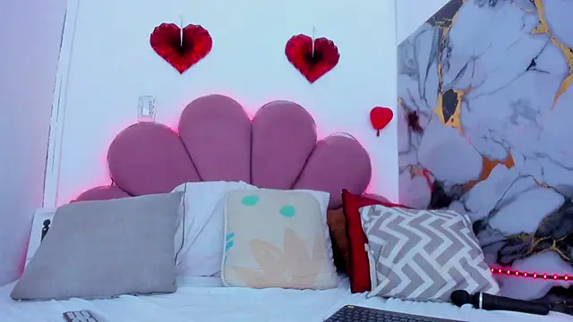 minnari online show from March 4, 2026, 7:49 am