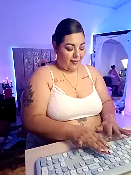 AndreaKinky online show from October 25, 2025, 8:24 am