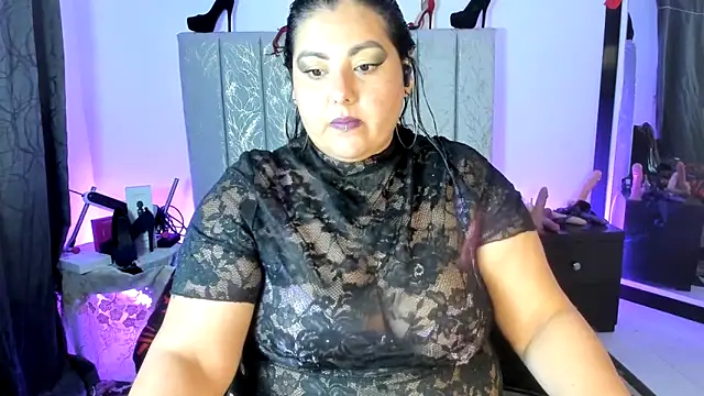 Snapshot of AndreaKinky chatting on May 17, 2026, 9:09 am AndreaKinky online show from May 17, 2026, 9:09 am