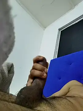 Snapshot of jhoi95 chatting on November 8, 2025, 2:31 pm jhoi95 online show from November 8, 2025, 2:31 pm