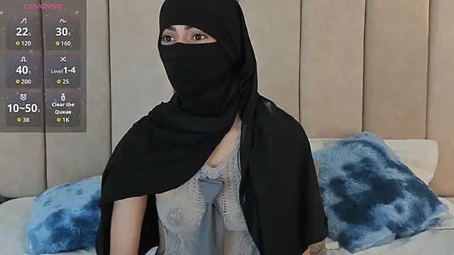 Snapshot of _Zahiira_ chatting on April 30, 2026, 11:50 am Zahiira online show from April 30, 2026, 11:50 am
