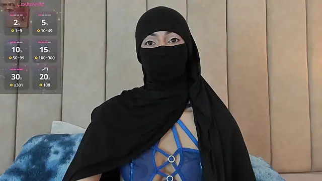 Snapshot of _Zahiira_ chatting on April 17, 2026, 12:08 pm Zahiira online show from April 17, 2026, 12:08 pm
