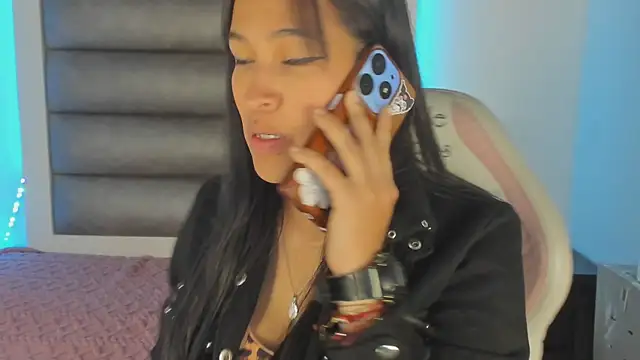 Andrea brunnette online show from October 9, 2025, 12:28 pm