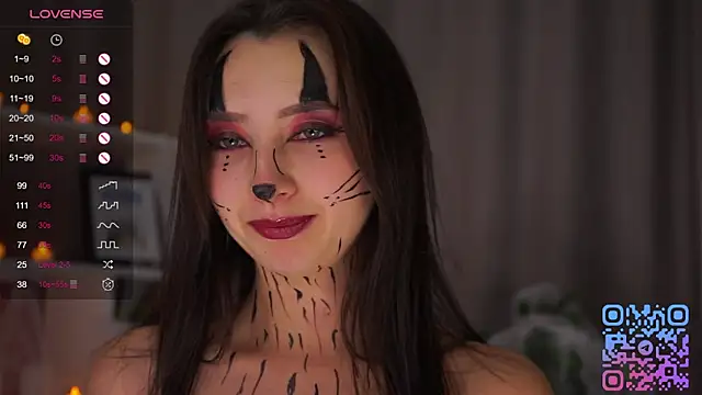 DaisyBlaze online show from October 31, 2025, 4:58 pm