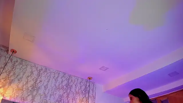 Aisha poweer online show from December 1, 2025, 2:45 am