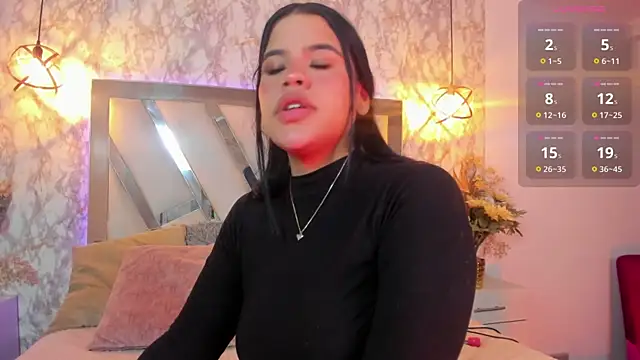 Aisha poweer online show from November 26, 2025, 2:33 am