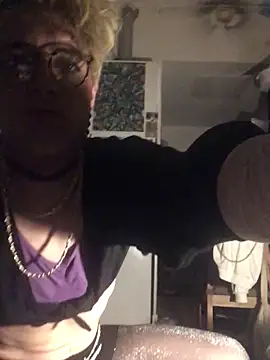 Snapshot of Sissy_Cindy_Whore chatting on March 31, 2026, 10:34 pm Sissy Cindy Whore online show from March 31, 2026, 10:34 pm