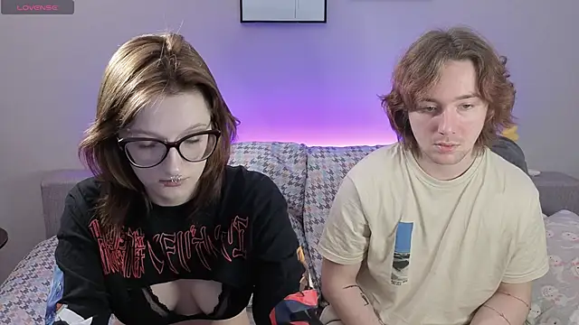 Snapshot of ellen_and_danny chatting on October 14, 2025, 5:24 pm ellen and danny online show from October 14, 2025, 5:24 pm