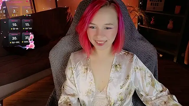 NaomiYoru online show from February 27, 2026, 8:41 pm