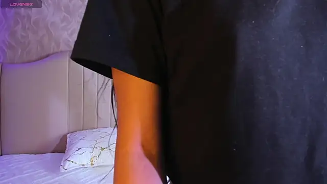 Snapshot of IvyAngel_mei chatting on October 19, 2025, 5:26 pm IvyAngel mei online show from October 19, 2025, 5:26 pm