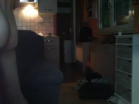 Snapshot of KalendaXL chatting on April 25, 2026, 7:55 pm KalendaXL online show from April 25, 2026, 7:55 pm