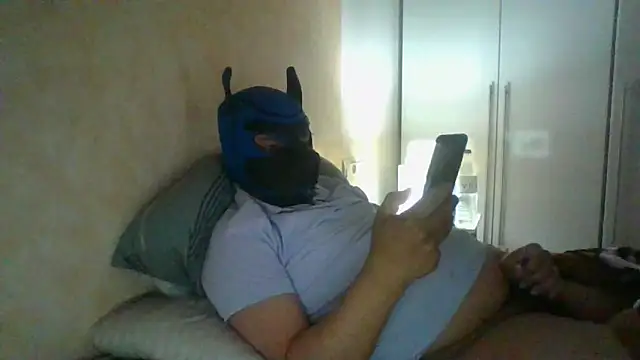 soumicuckold1 online show from March 16, 2026, 12:18 am