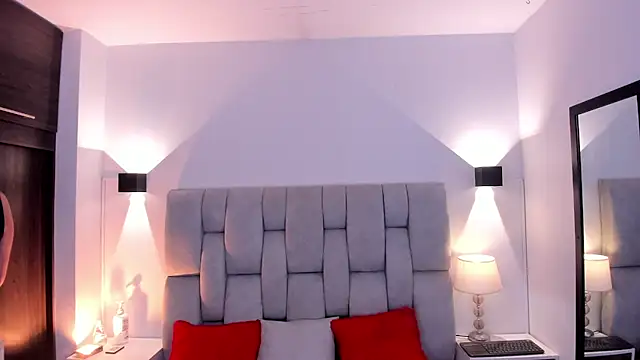 Mia volkova online show from October 9, 2025, 12:28 pm