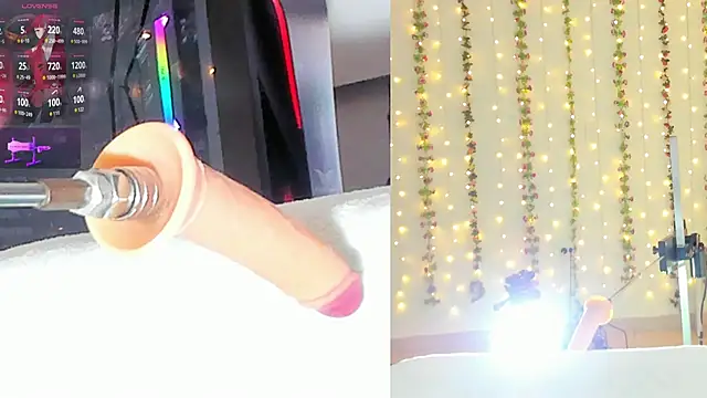 Snapshot of Kitty__Rose__ chatting on December 5, 2025, 10:03 am Kitty Rose online show from December 5, 2025, 10:03 am