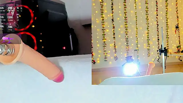 Snapshot of Kitty__Rose__ chatting on October 9, 2025, 10:27 am Kitty Rose online show from October 9, 2025, 10:27 am