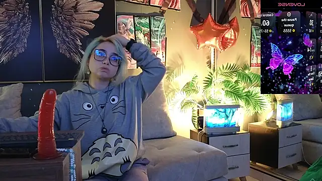 Snapshot of Mafecosecret chatting on November 12, 2025, 1:32 am Mafecosecret online show from November 12, 2025, 1:32 am