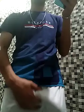 Snapshot of Alejandro260785 chatting on November 2, 2025, 10:15 pm Alejandro260785 online show from November 2, 2025, 10:15 pm