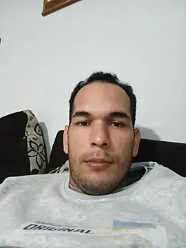 Alejandro260785 online show from June 15, 2026, 6:07 pm