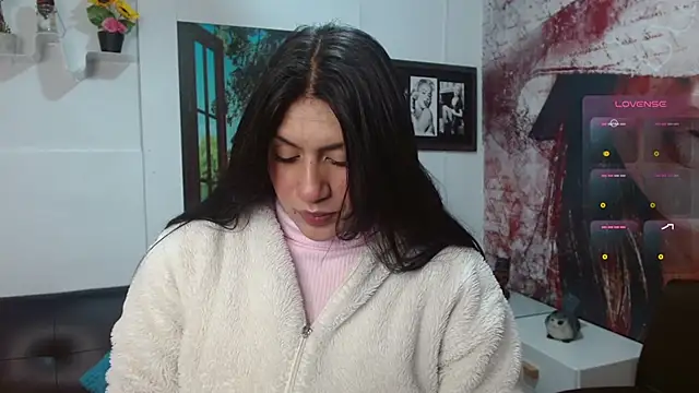 Snapshot of gigi_gilt_ chatting on November 9, 2025, 4:05 am gigi gilt online show from November 9, 2025, 4:05 am