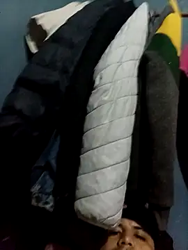 Snapshot of PointingCouplinggibr chatting on October 18, 2025, 10:17 am PointingCouplinggibr online show from October 18, 2025, 10:17 am