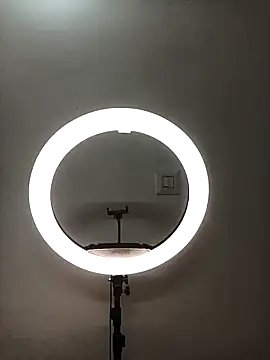 Snapshot of Sexy_kaira01 chatting on December 4, 2025, 3:33 pm Sexy kaira01 online show from December 4, 2025, 3:33 pm