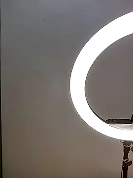 Snapshot of Sexy_kaira01 chatting on October 11, 2025, 8:32 pm Sexy kaira01 online show from October 11, 2025, 8:32 pm