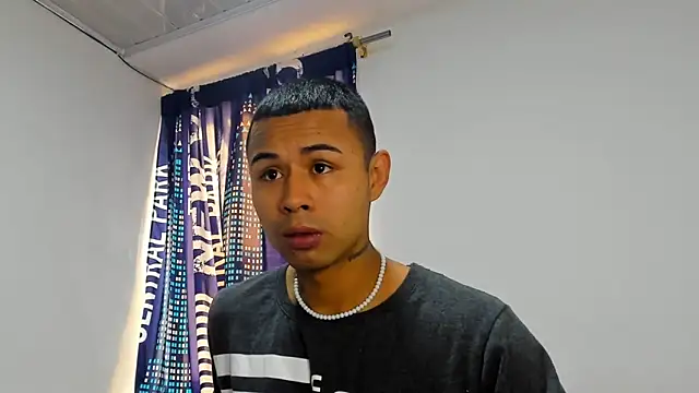 Snapshot of _Logan_Colton_ chatting on October 11, 2025, 6:42 pm Logan Colton online show from October 11, 2025, 6:42 pm