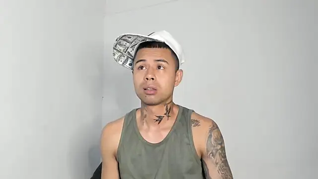  Logan Colton  online show from June 12, 2026, 10:51 pm