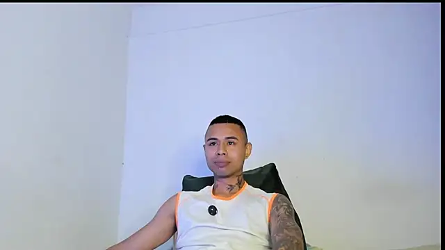  Logan Colton  online show from July 25, 2026, 8:26 pm