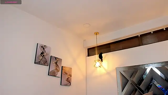 Snapshot of Rossi_ss1 chatting on October 25, 2025, 4:00 am Rossi ss1 online show from October 25, 2025, 4:00 am