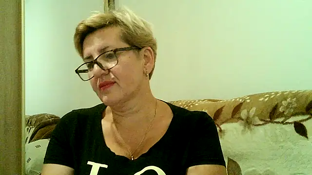 Snapshot of Dana4921 chatting on October 28, 2025, 6:07 pm Dana4921 online show from October 28, 2025, 6:07 pm