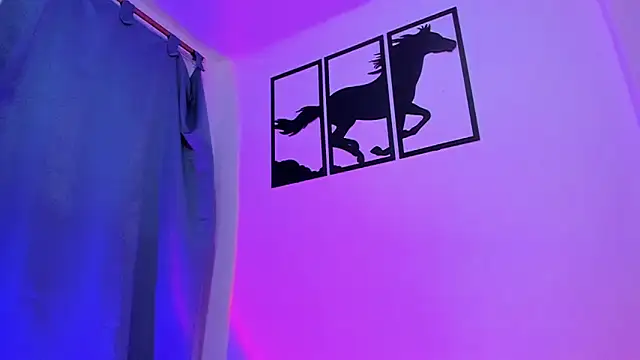 hot alpha boys online show from September 30, 2025, 6:03 pm