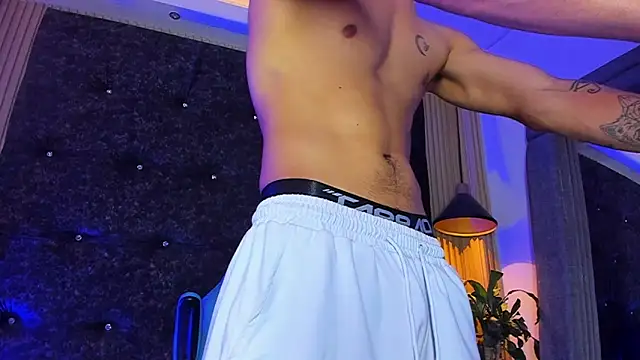 hot alpha boys online show from September 18, 2025, 1:08 am