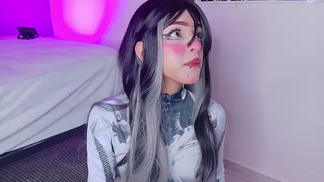 Taylorsmitth  online show from January 13, 2026, 11:47 am