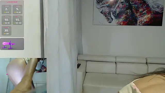 Tinymilf  online show from June 21, 2026, 7:47 am