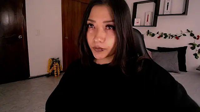 Snapshot of Mia_1120 chatting on October 20, 2025, 12:38 pm Mia 1120 online show from October 20, 2025, 12:38 pm