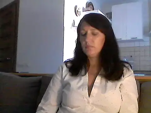 Elena48324 online show from September 27, 2025, 9:37 am
