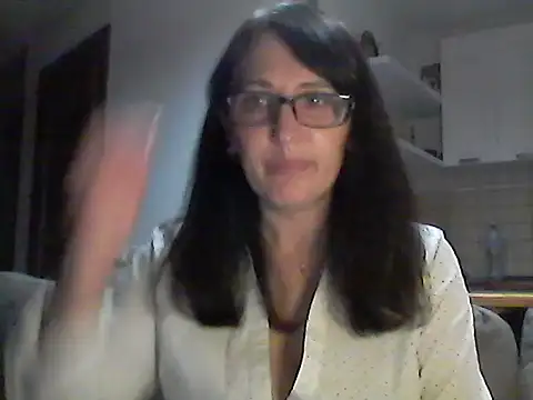 Elena48324 online show from May 7, 2026, 6:00 pm