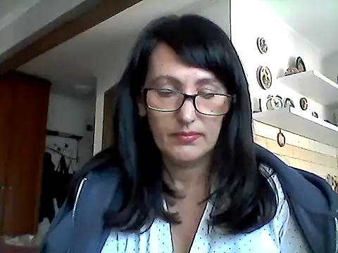 Elena48324 online show from April 10, 2026, 10:55 am