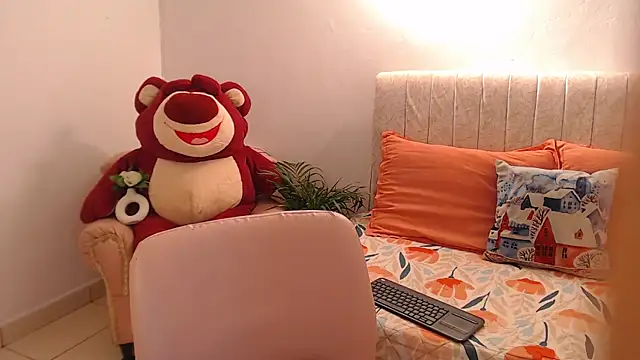  Tiffany1 online show from November 30, 2025, 4:52 pm