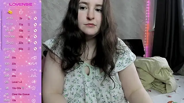 Snapshot of alice_allens chatting on November 15, 2025, 8:29 am alice allens online show from November 15, 2025, 8:29 am