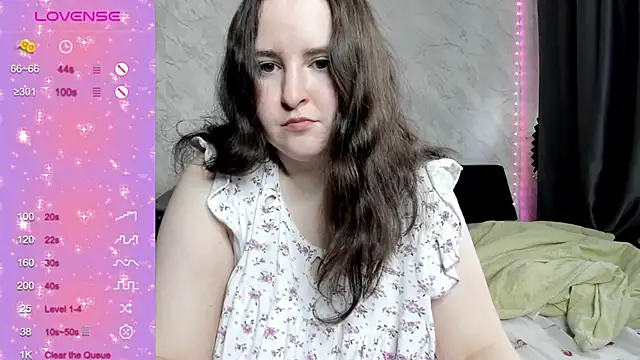 Snapshot of alice_allens chatting on October 7, 2025, 8:48 am alice allens online show from October 7, 2025, 8:48 am