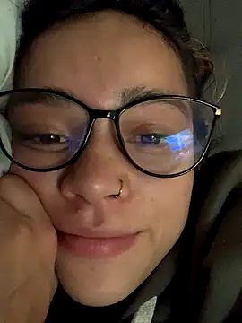 Snapshot of Dafne_Mel chatting on September 20, 2025, 6:13 pm Dafne Mel online show from September 20, 2025, 6:13 pm