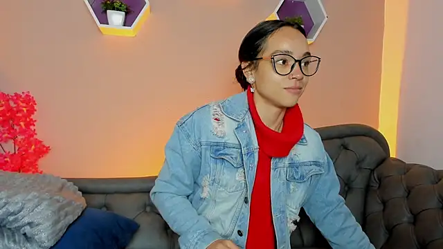 Snapshot of Dafne_Mel chatting on October 4, 2025, 2:07 pm Dafne Mel online show from October 4, 2025, 2:07 pm